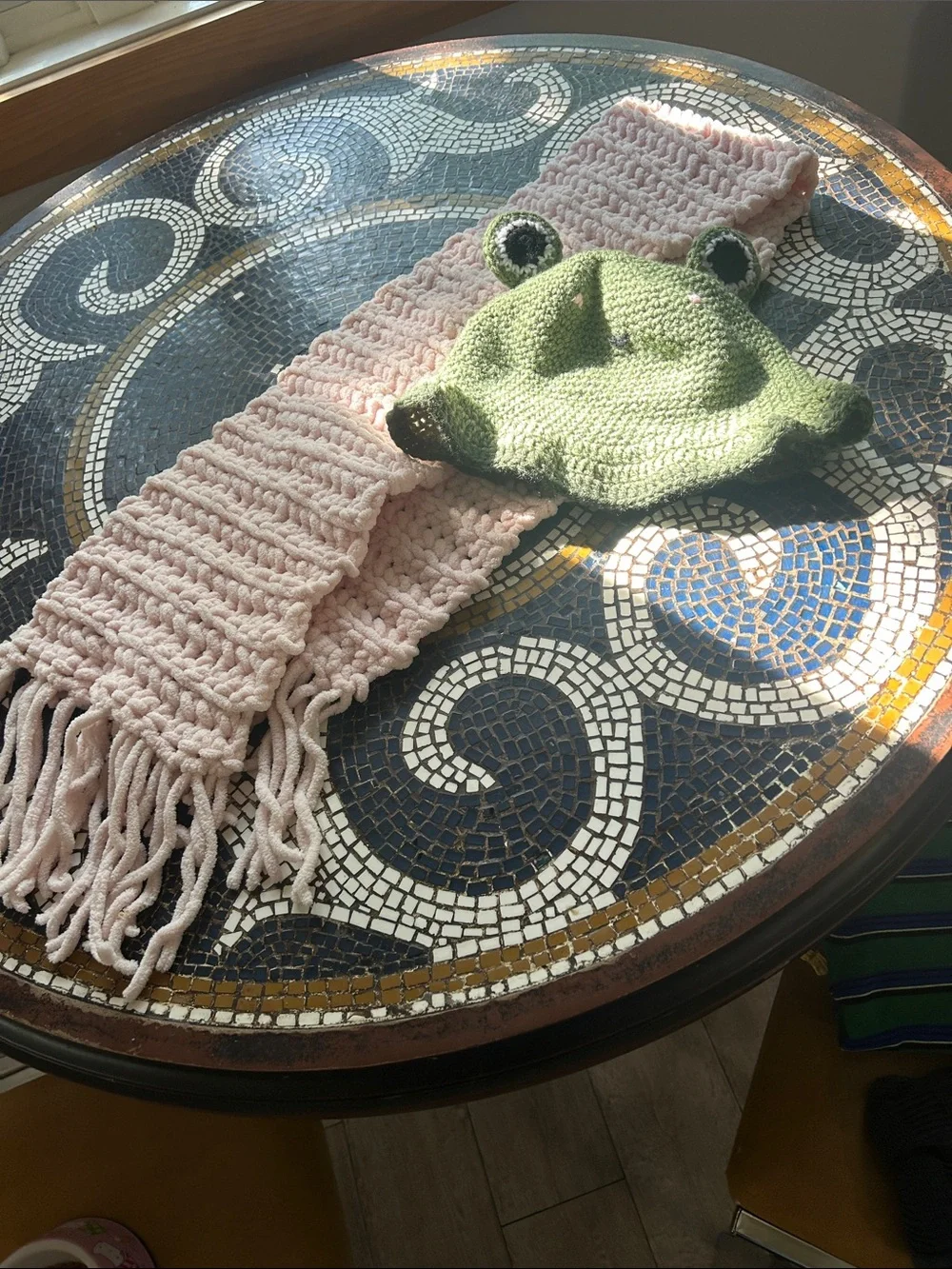 Knit hat and scarf